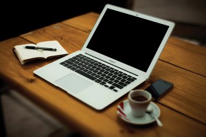 espace de travail ordinateur carnet Aspirationn'elle